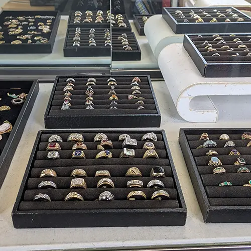 Family-owned coin dealer serving O’Fallon and Metro East